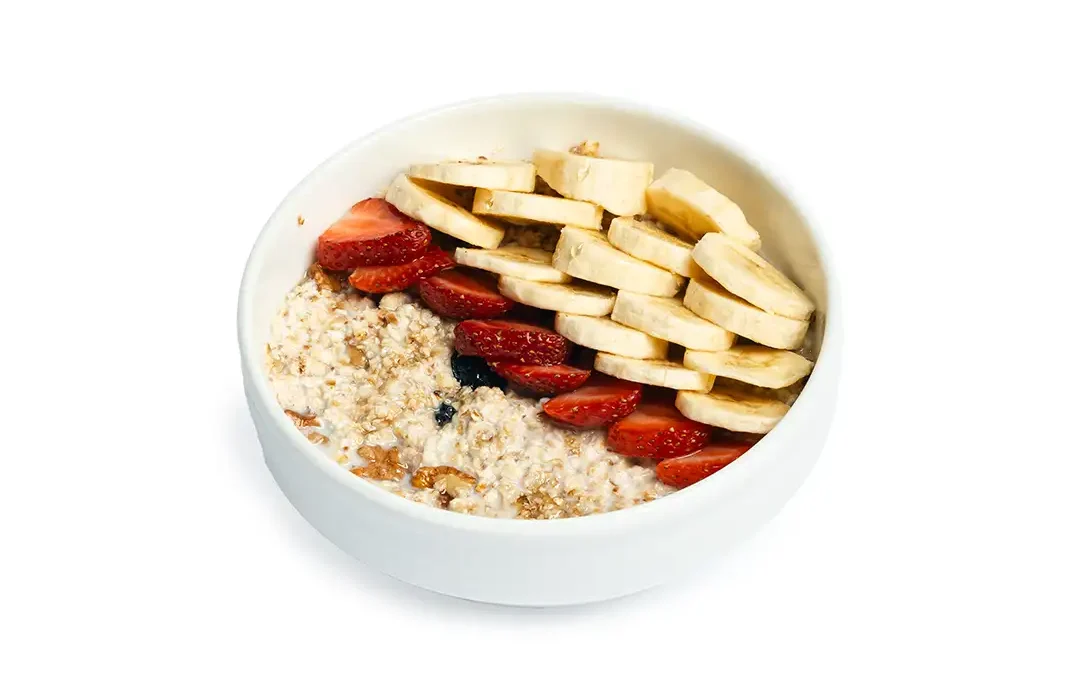 اوتمیل موز توت فرنگی